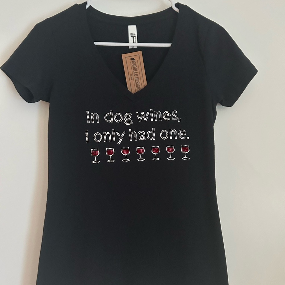 Black V-Neck Graphic Tee - In Dog Wines I Only Had One